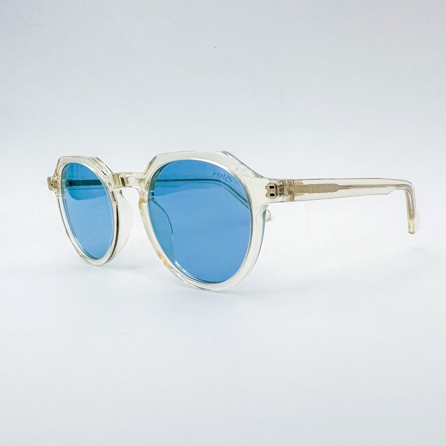 DANY CLEAR AND BLUE