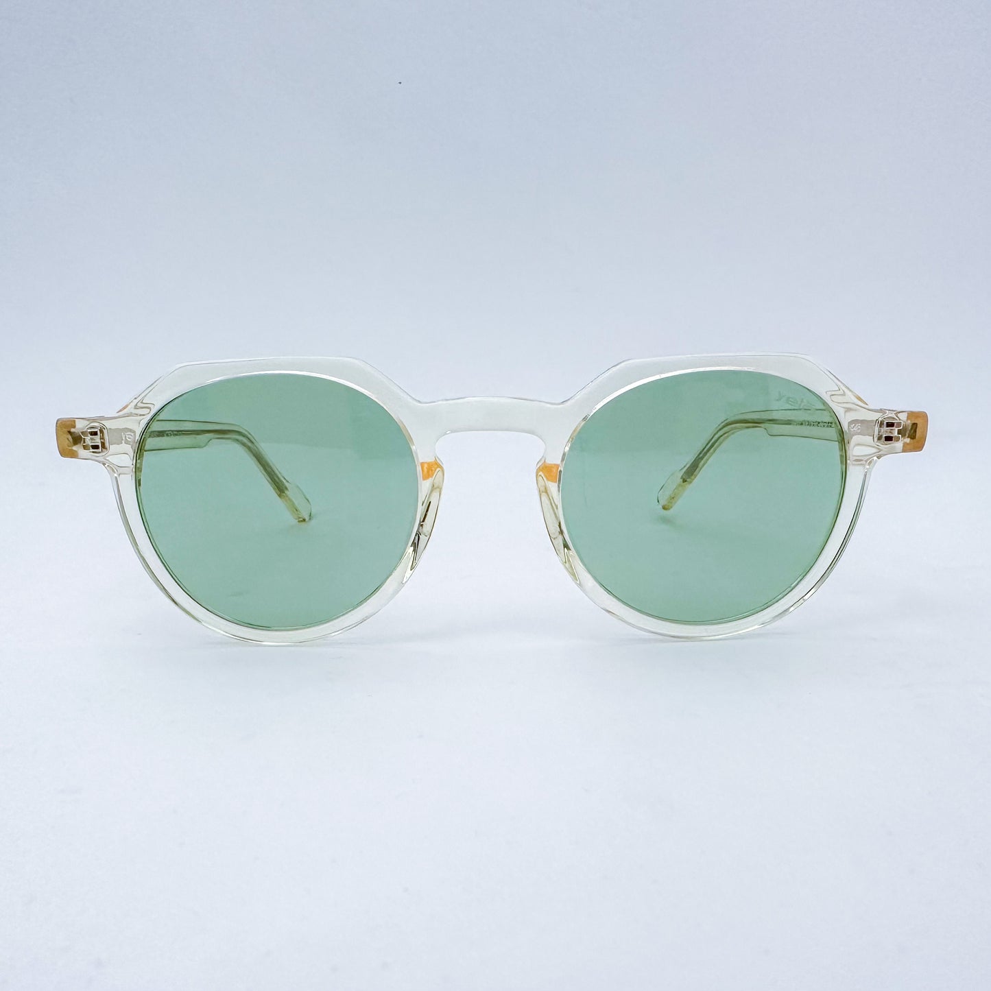 DANY CLEAR AND GREEN