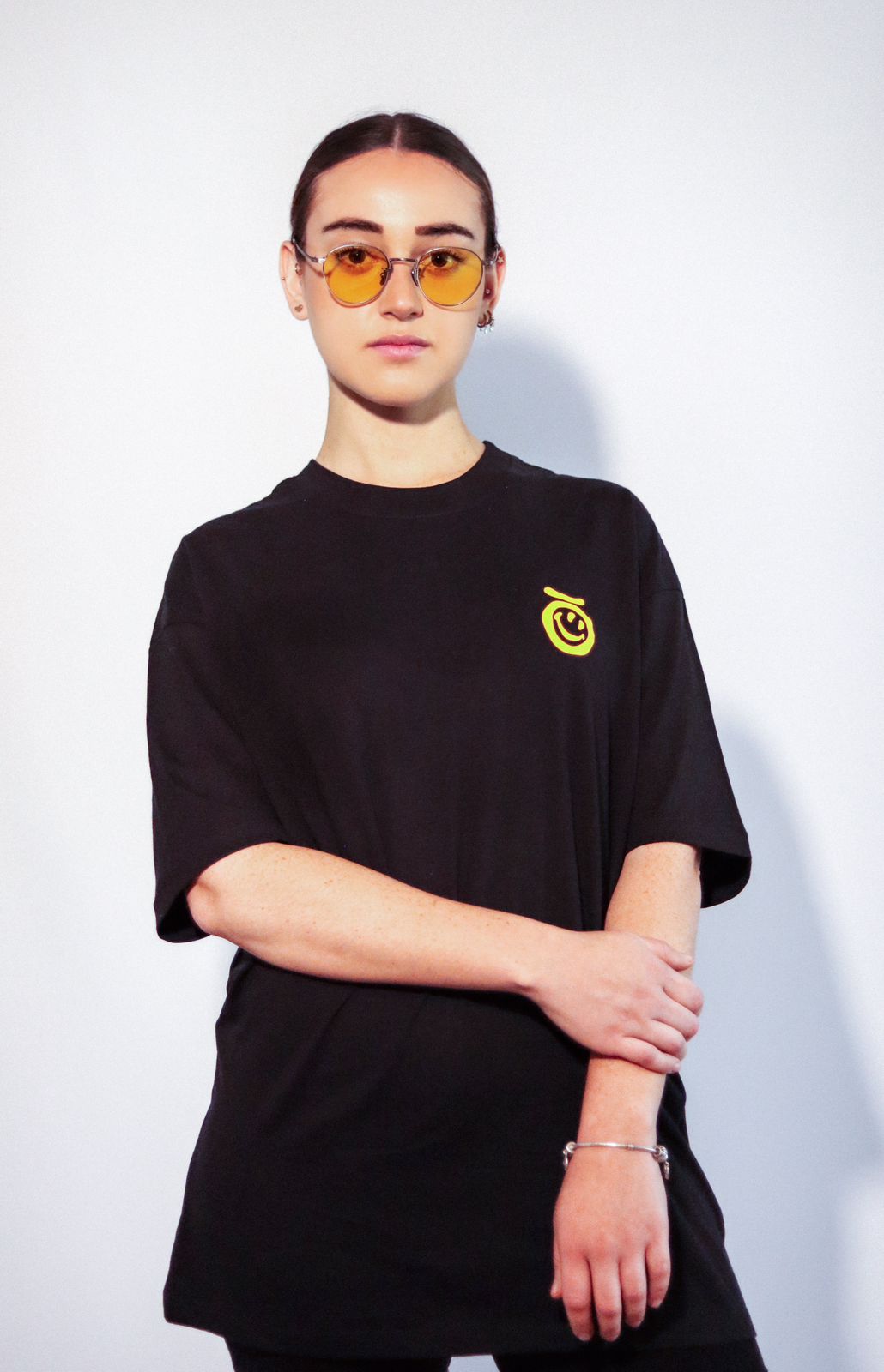 BLACK & YELŌ