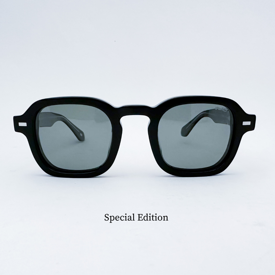 ROKA BLACK