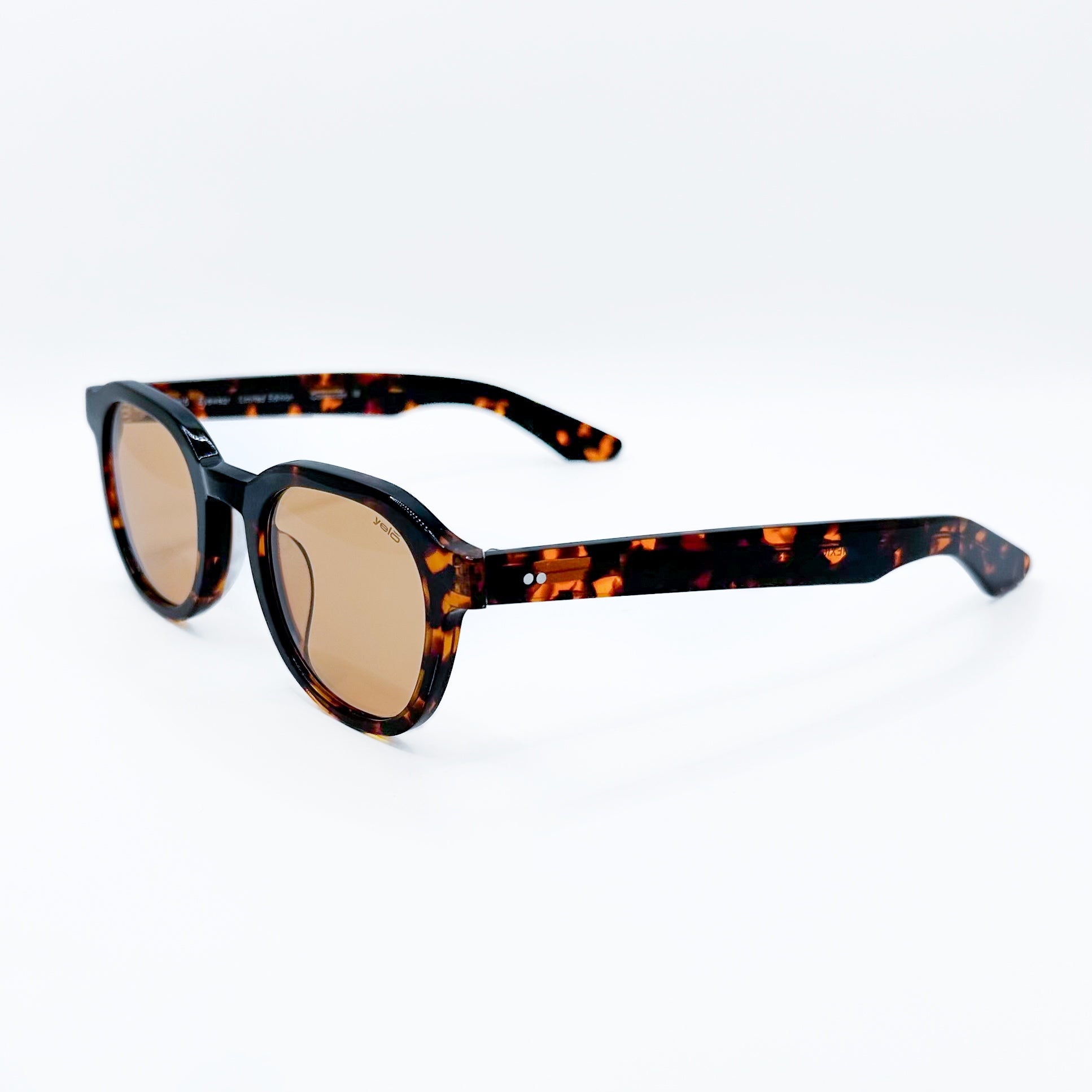 Lentes cuadrados carey con lente naranja